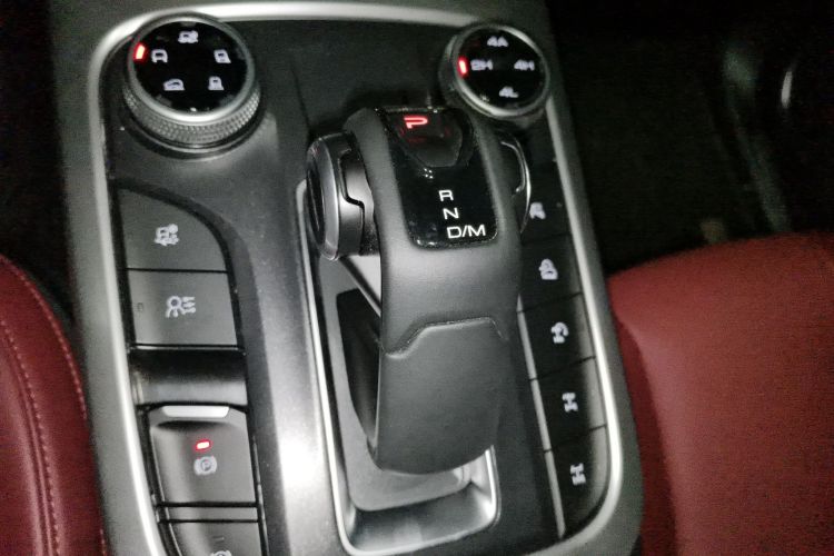 坦克300 2024款 330 3.0T V6中控内饰18