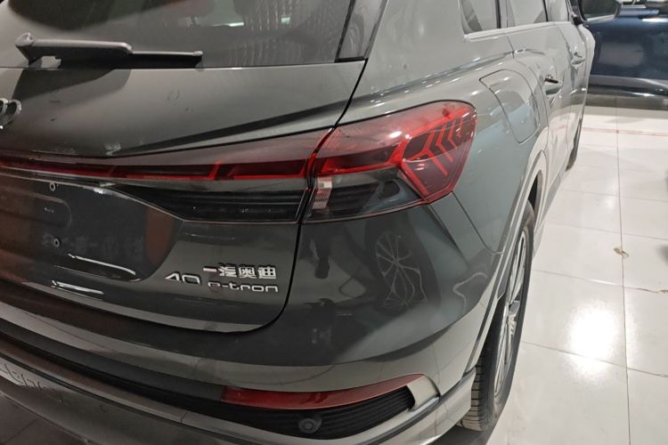 奥迪Q4 e-tron 2024款 40 e-tron 创行版车身外观6006