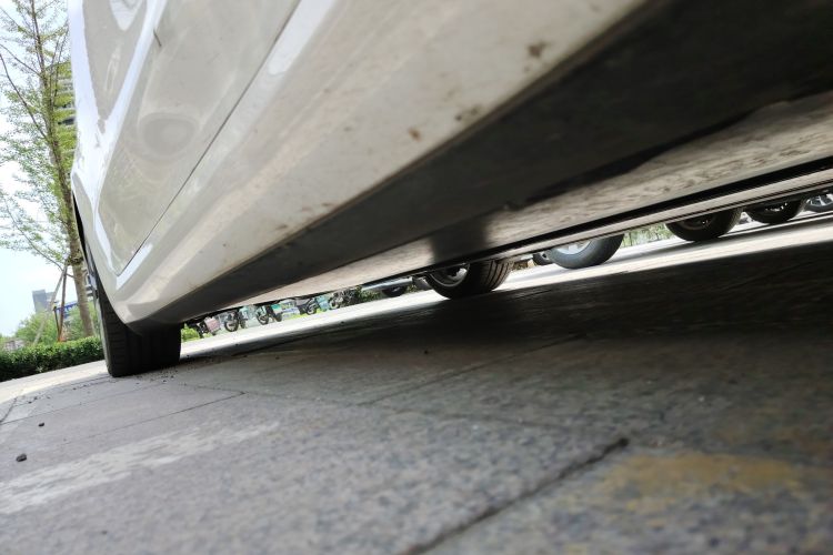 特斯拉 Model 3 2023款 长续航全轮驱动版局部细节9001