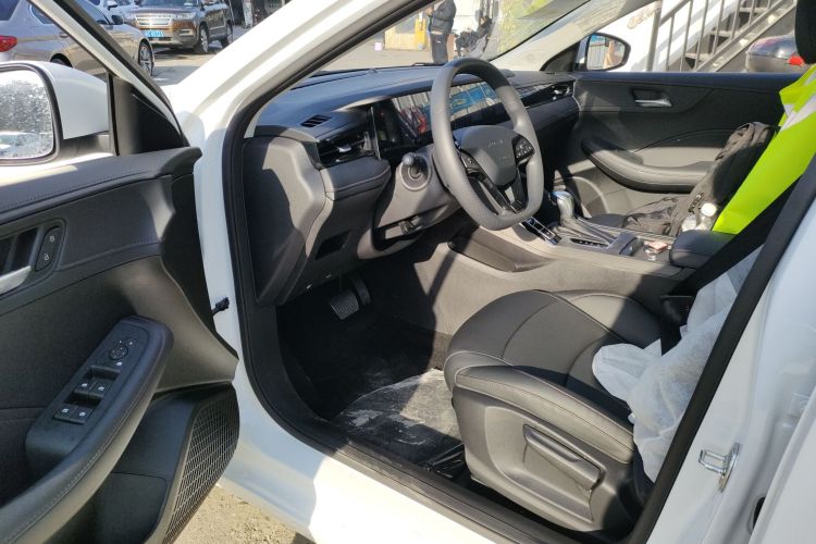 荣威i5 2026款 1.5L CVT豪华版中控内饰20