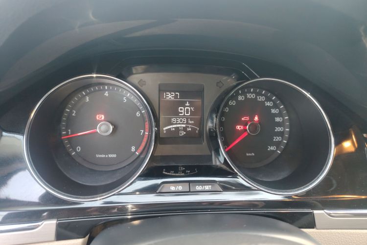 大众 宝来 2014款 1.6L 手动舒适型中控内饰14