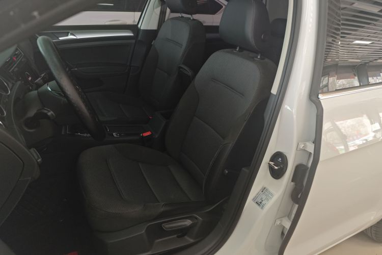 大众 高尔夫 2019款 280TSI DSG舒适型 国VI局部细节19