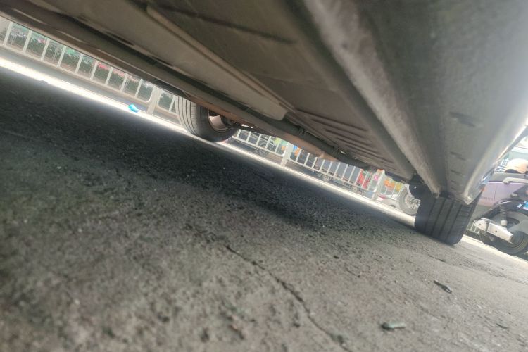 别克 威朗 2015款 三厢 15S 自动领先型局部细节9002