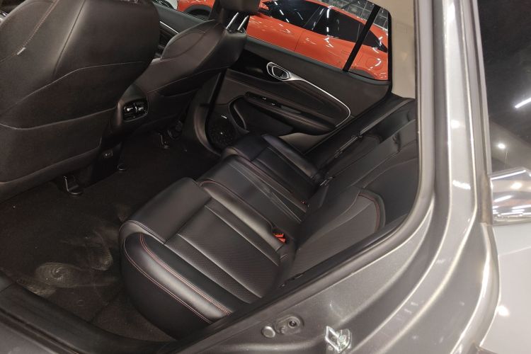 埃安 AION V 2022款 Plus 70 智享科技版 三元锂中控内饰7004