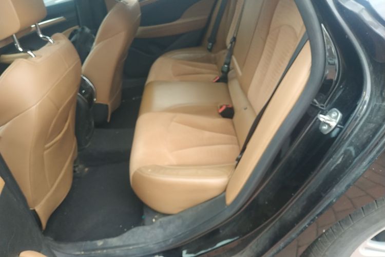 别克 君越 2016款 20T 精英型中控内饰7003