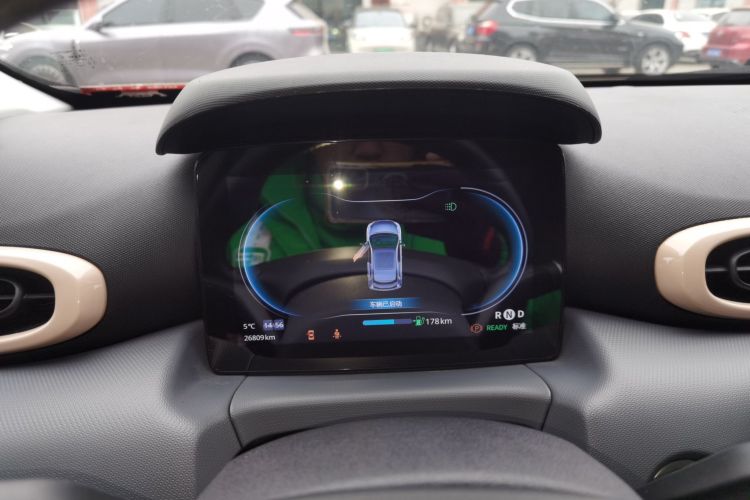 零跑汽车 零跑T03 2021款 400豪华版局部细节14