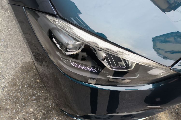 奔驰C级 2022款 改款 C 260 L 运动版车身外观8