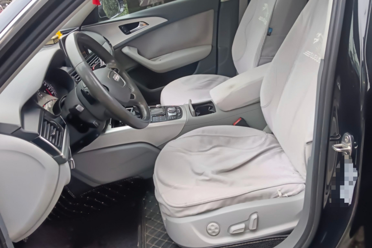 奥迪A6L 2012款 30 FSI 技术型局部细节19