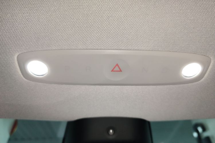 特斯拉 Model 3 2023款 后轮驱动版局部细节18