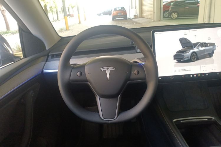 特斯拉 Model Y 2024款 后轮驱动版中控内饰13