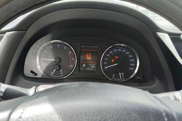 丰田 卡罗拉 2018款 1.2T S-CVT GL-i智辉版中控内饰14