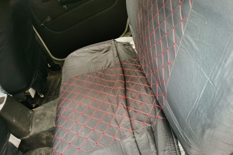 五菱汽车 五菱宏光 2015款 1.2L S 基本型国V中控内饰21