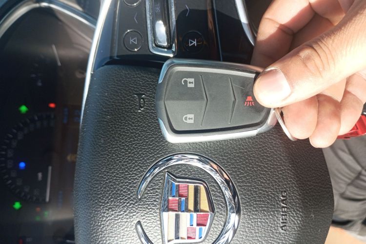 凯迪拉克SRX 2015款 3.0L 舒适型中控内饰11