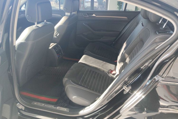 大众 迈腾 2020款 330TSI DSG 豪华型中控内饰21