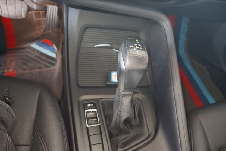 宝马X1 2019款 sDrive18Li 时尚型中控内饰18