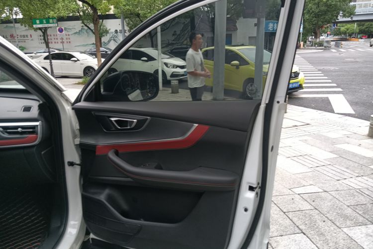 奇瑞 瑞虎7 2022款 超能版 1.6T DCT超能英雄中控内饰42