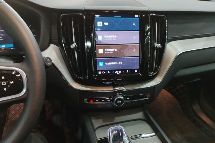 沃尔沃XC60 2025款 B5 四驱智远极夜黑版中控内饰16