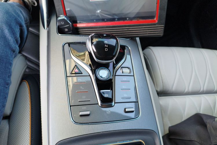 比亚迪 唐新能源 2024款 EV 冠军版 730KM 尊享型中控内饰18