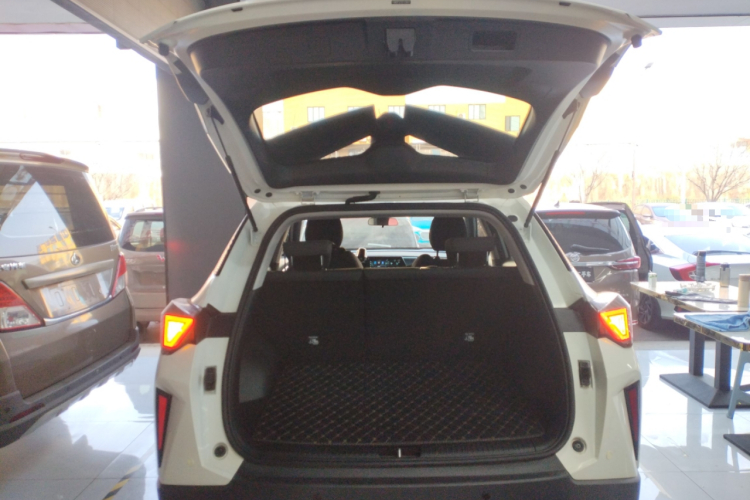 广汽传祺 传祺GS3 2023款 影速 270T 劲取版局部细节23