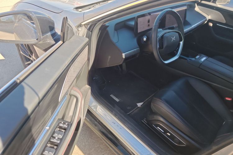 小鹏P7 2022款 480E中控内饰7003