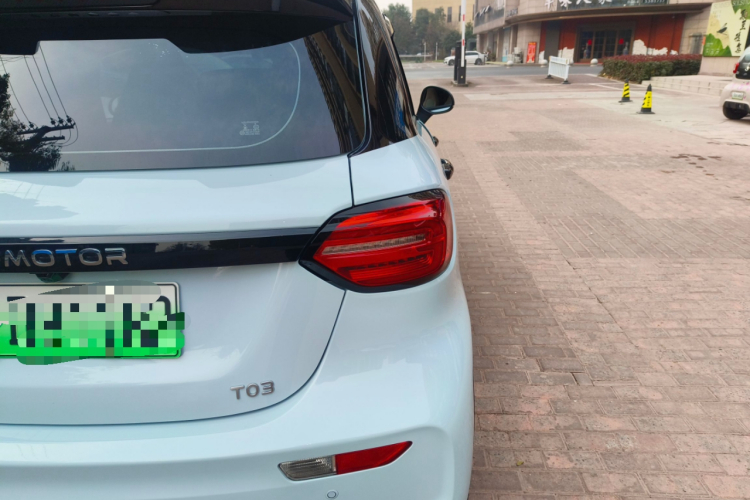 零跑汽车 零跑T03 2024款 310舒享版车身外观9