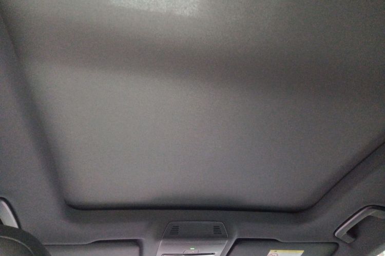 大众 帕萨特 2025款 Pro 380TSI 星空龙尊版中控内饰22