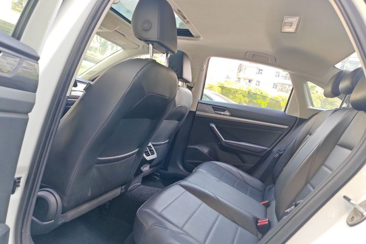 大众 朗逸 2019款 1.5L 自动舒适版 国VI中控内饰7004