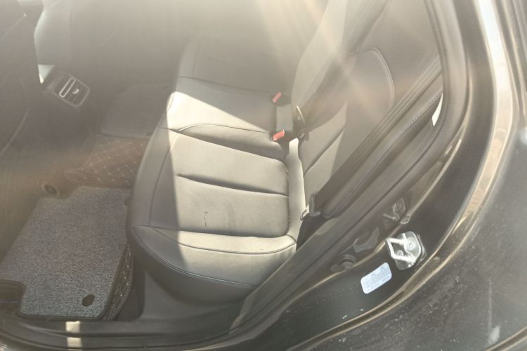 长安 逸动 2025款 蓝鲸 1.5T 500Bar尊贵型中控内饰21