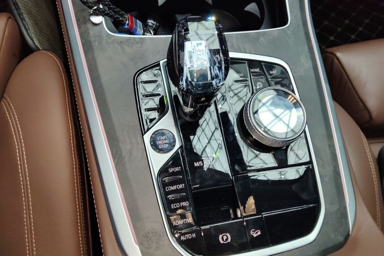 宝马X5(进口) 2021款 xDrive40i M运动套装中控内饰18