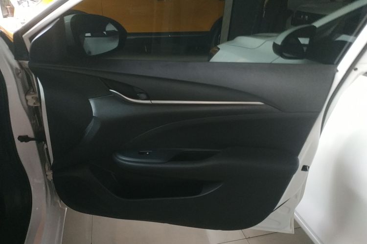 别克 英朗 2021款 改款 典范 1.5L 自动精英型中控内饰7005