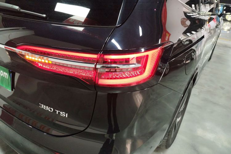 大众 威然 2024款 380TSI 尊驰版车身外观6006