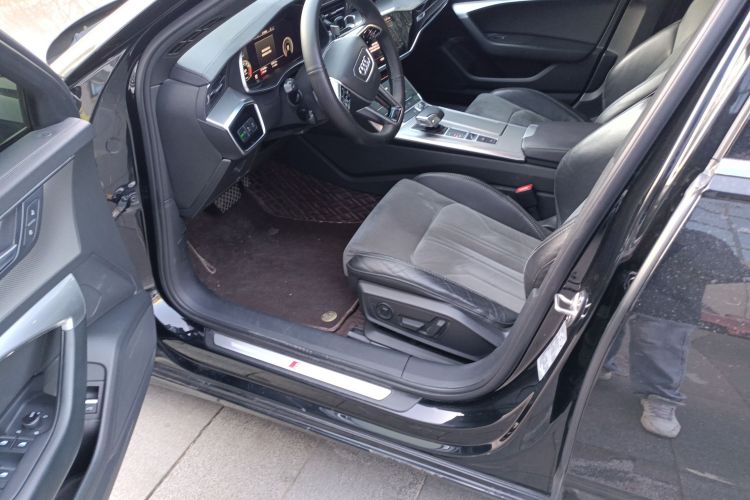 奥迪A6L 2020款 45 TFSI 臻选动感型中控内饰20