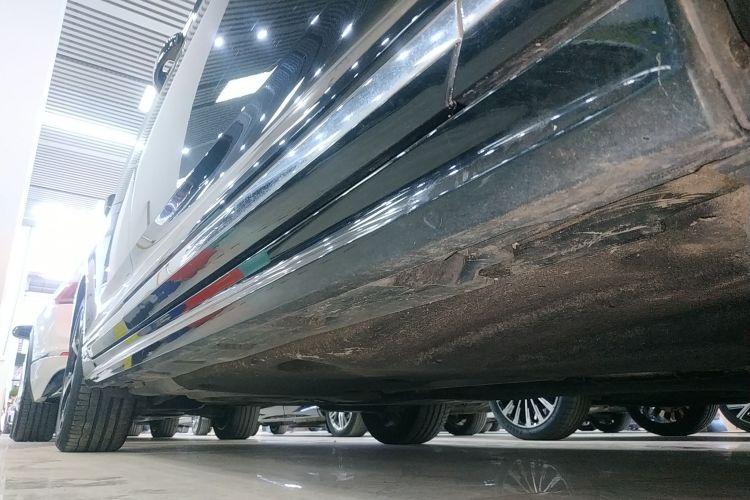 大众 迈腾 2023款 200万辆纪念版 330TSI DSG豪华型局部细节9001