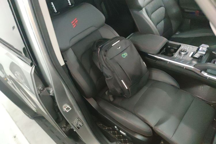 捷途山海 捷途旅行者C-DM 2024款 C-DM 129KM 林野版局部细节41