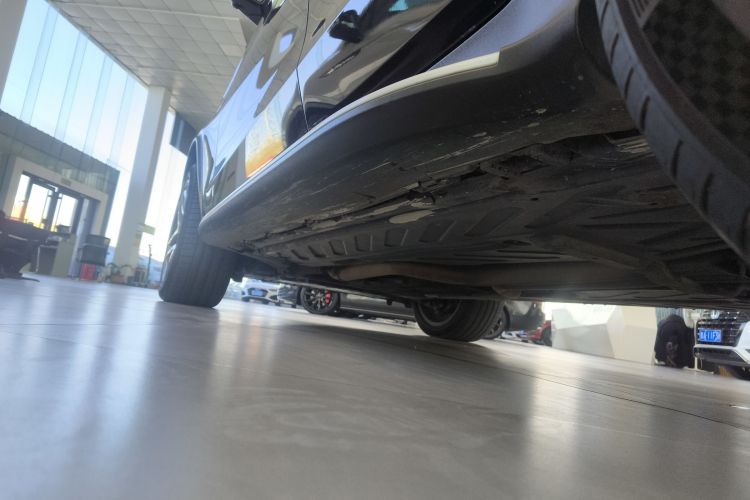 奔驰GLC AMG 2018款 AMG GLC 63 4MATIC+局部细节9002