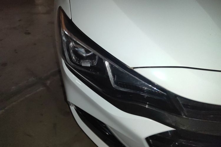 雪佛兰 科鲁泽 2022款 轻混 RS 330T 自动畅快版车身外观6006