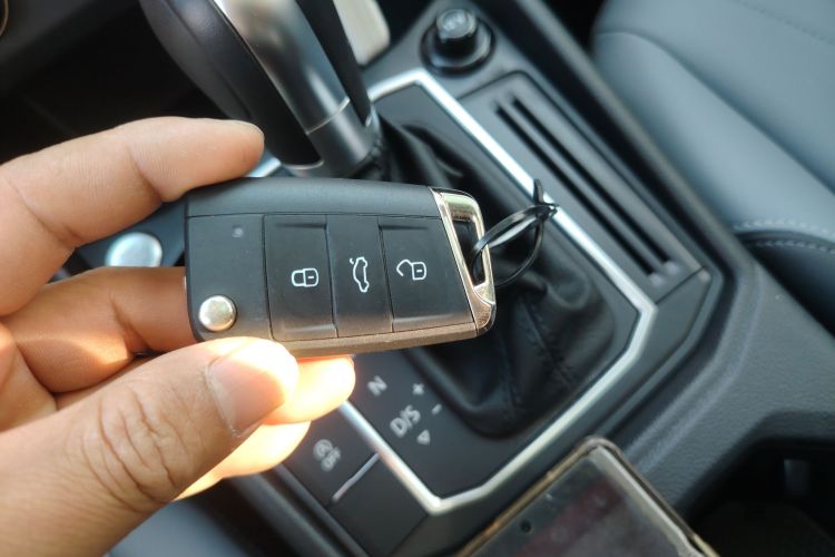 大众 朗逸 2024款 1.5L 自动星空五百万版中控内饰11