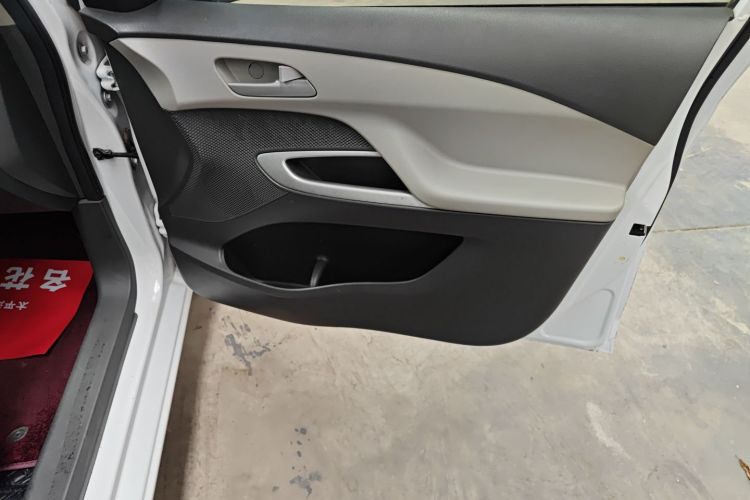 雪佛兰 2018款 赛欧3 1.3L AMT理想版中控内饰42