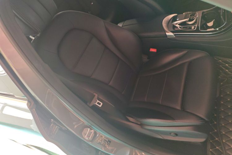 奔驰GLC 2017款 GLC 260 4MATIC 豪华型局部细节41