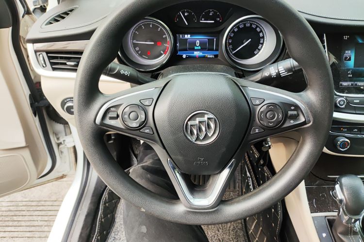 别克 威朗 2018款 三厢 15S 自动领先型中控内饰13