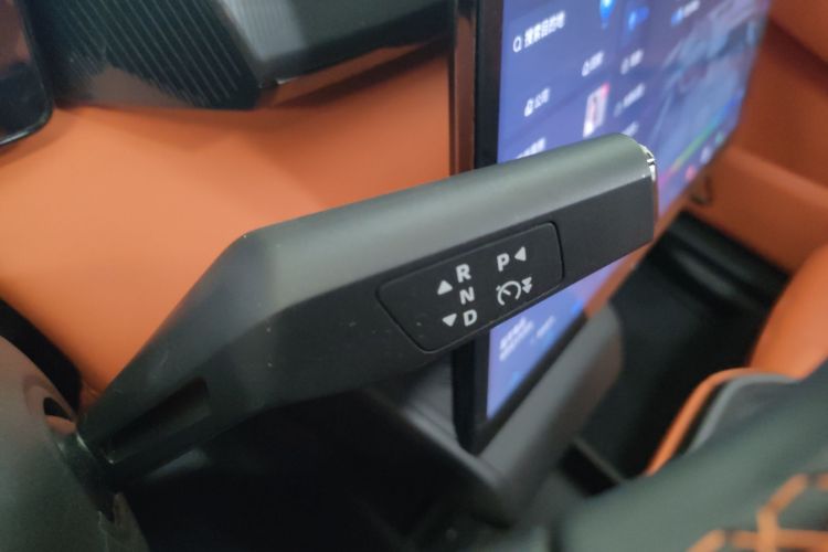 东风风神 风神L7新能源 2024款 205 Plus局部细节18