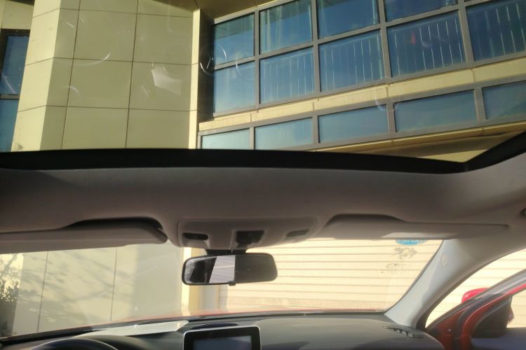 奔驰GLA 2016款 GLA 200 时尚型中控内饰22