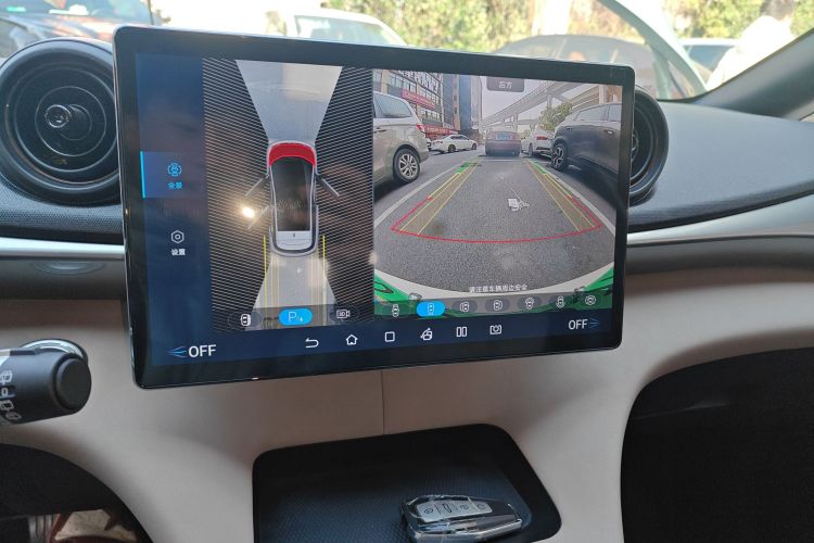 比亚迪 海豚 2023款 420km 时尚版局部细节16