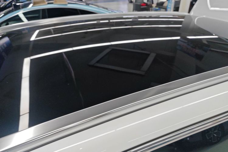 鸿蒙智行 尚界H5 2025款 增程 Max局部细节57