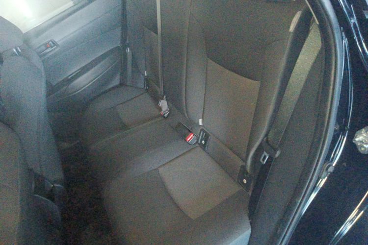 丰田 锋兰达 2023款 2.0L CVT精英版中控内饰21