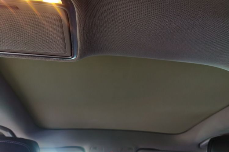 奔驰C级 2015款 改款 C 200 L 运动型中控内饰22