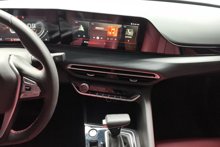 长安 逸动 2020款 PLUS 蓝鲸NE 1.4T GDI DCT旗舰型中控内饰16