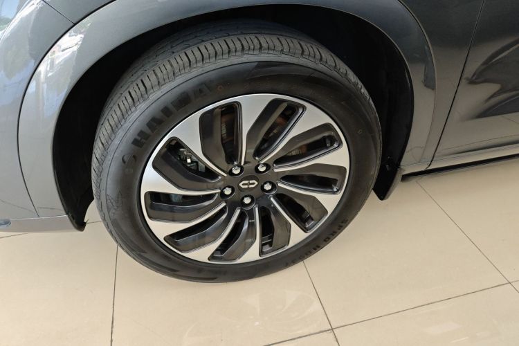 鸿蒙智行 问界M7 2022款 1.5T 四驱豪华版车身外观6007