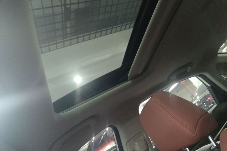 长安 逸动 2022款 PLUS 蓝鲸NE 1.4T GDI DCT尊贵版局部细节22