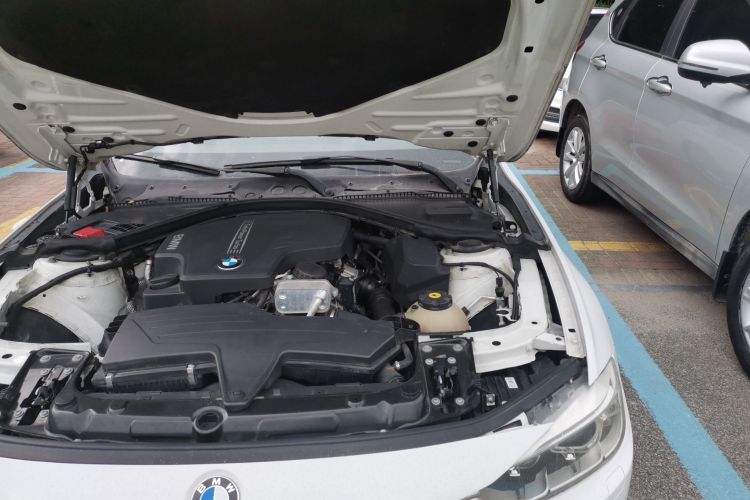 宝马3系 2013款 改款 320Li 豪华设计套装局部细节9007